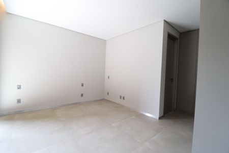 Casa de condomínio para alugar com 500m², 5 quartos e 3 vagas Suíte 3