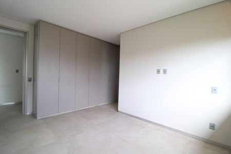 Casa de condomínio para alugar com 500m², 5 quartos e 3 vagasSuíte 2