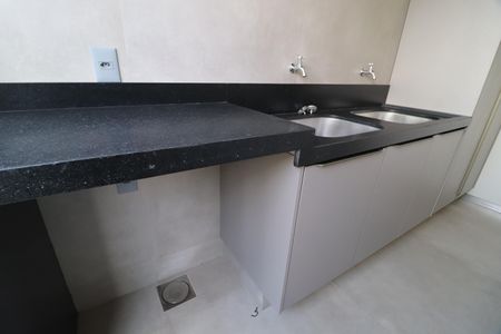 Casa de condomínio para alugar com 500m², 5 quartos e 3 vagasÁrea de Serviço