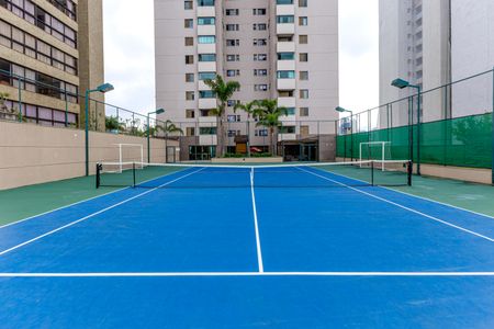 Apartamento à venda com 144m², 4 quartos e 3 vagasÁrea comum - Quadra de Tênis