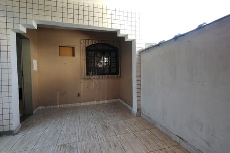 Casa de condomínio à venda com 180m², 3 quartos e 2 vagasGaragem
