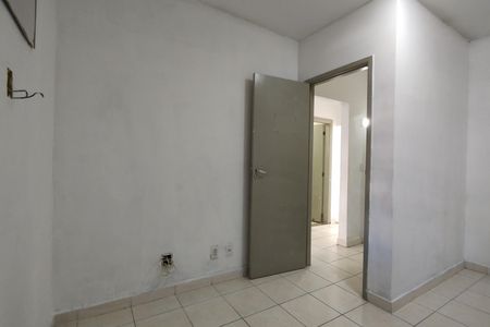 Casa de condomínio à venda com 180m², 3 quartos e 2 vagasQuarto 1