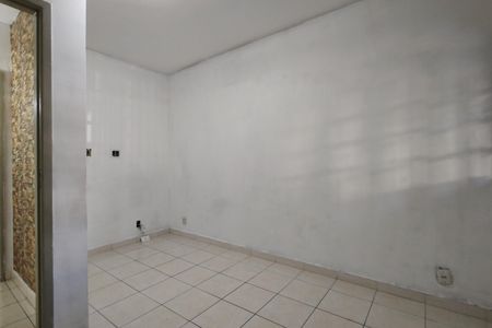 Casa de condomínio à venda com 180m², 3 quartos e 2 vagasQuarto 1