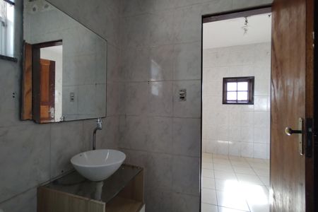 Casa de condomínio à venda com 180m², 3 quartos e 2 vagasBanheiro da Suíte