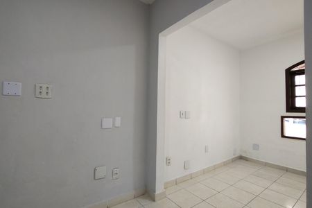 Casa de condomínio à venda com 180m², 3 quartos e 2 vagasQuarto 2