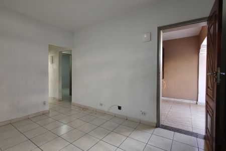 Casa de condomínio à venda com 180m², 3 quartos e 2 vagasSala