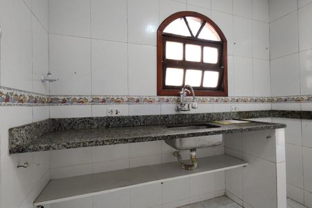 Casa de condomínio à venda com 180m², 3 quartos e 2 vagasCozinha