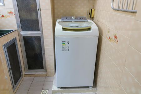 Apartamento à venda com 63m², 2 quartos e 1 vagaÁrea de Serviço