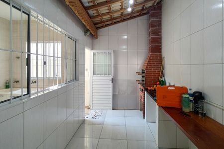 Casa para alugar com 90m², 2 quartos e 1 vaga Casa para alugar com 90m², 2 quartos e 1 vagaQuintal