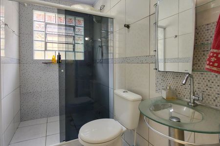 Casa para alugar com 90m², 2 quartos e 1 vaga Casa para alugar com 90m², 2 quartos e 1 vagaBanheiro