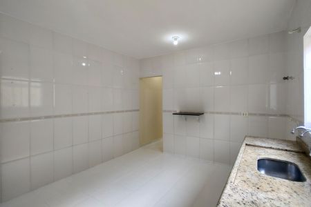 Casa para alugar com 90m², 2 quartos e 1 vaga Casa para alugar com 90m², 2 quartos e 1 vagaCozinha