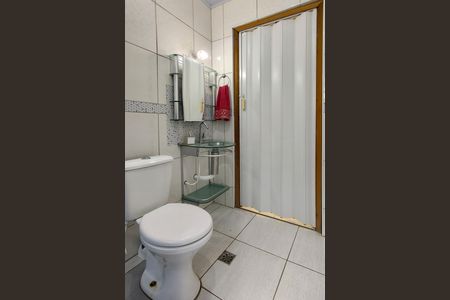 Casa para alugar com 90m², 2 quartos e 1 vaga Casa para alugar com 90m², 2 quartos e 1 vagaBanheiro