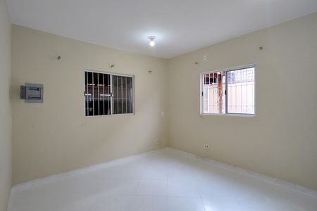 Casa para alugar com 90m², 2 quartos e 1 vaga Casa para alugar com 90m², 2 quartos e 1 vagaQuarto 1