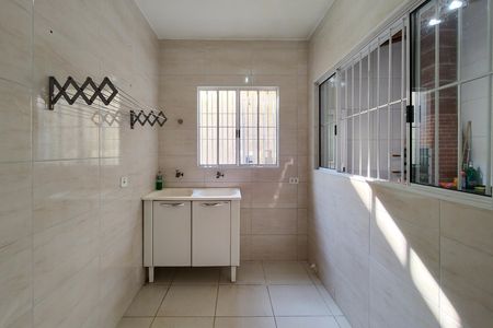 Casa para alugar com 90m², 2 quartos e 1 vaga Casa para alugar com 90m², 2 quartos e 1 vagaÁrea de Serviço