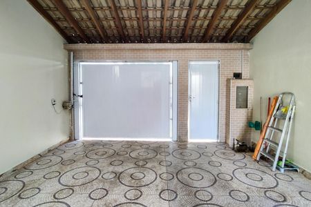 Casa para alugar com 90m², 2 quartos e 1 vaga Casa para alugar com 90m², 2 quartos e 1 vagaGaragem