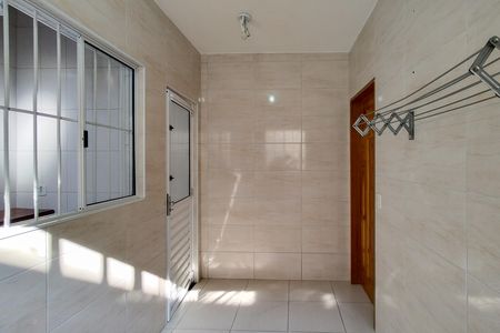 Casa para alugar com 90m², 2 quartos e 1 vaga Casa para alugar com 90m², 2 quartos e 1 vagaÁrea de Serviço