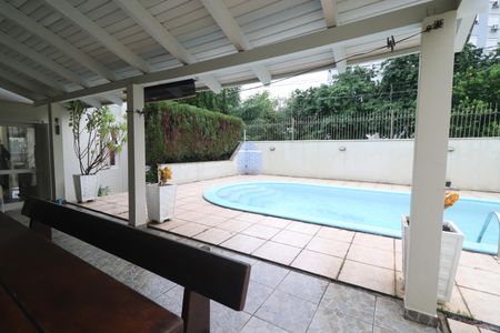 Casa à venda com 221m², 3 quartos e 4 vagasÁrea comum