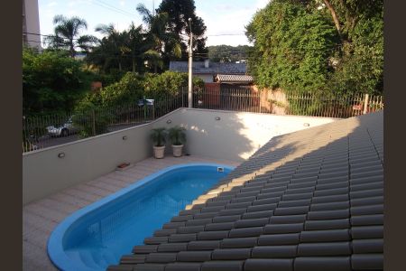 Casa à venda com 221m², 3 quartos e 4 vagasFachada