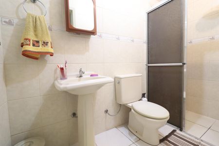 Casa à venda com 221m², 3 quartos e 4 vagasBanheiro