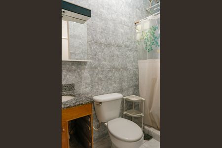 Casa de condomínio à venda com 180m², 3 quartos e 3 vagasBanheiro da Suíte 2