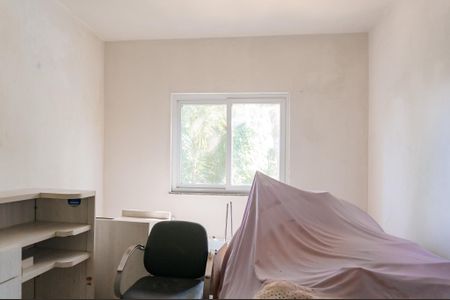 Casa de condomínio à venda com 180m², 3 quartos e 3 vagasQuarto