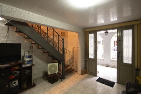 Casa à venda com 80m², 3 quartos e sem vagaSala