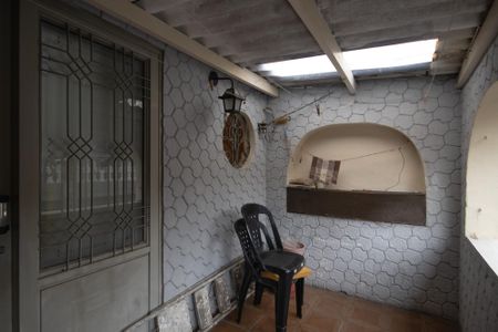Casa à venda com 80m², 3 quartos e sem vagaVaranda