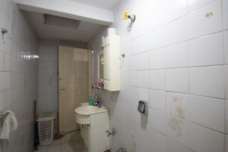 Casa à venda com 80m², 3 quartos e sem vagaBanheiro da suite