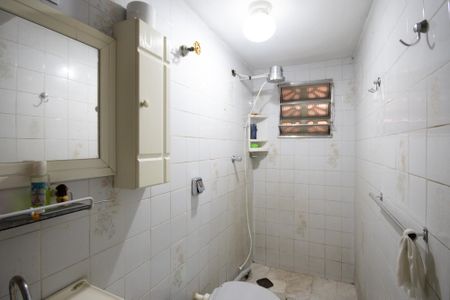 Casa à venda com 80m², 3 quartos e sem vagaBanheiro da suite