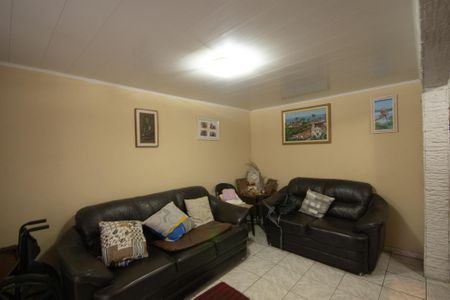 Casa à venda com 80m², 3 quartos e sem vagaSala