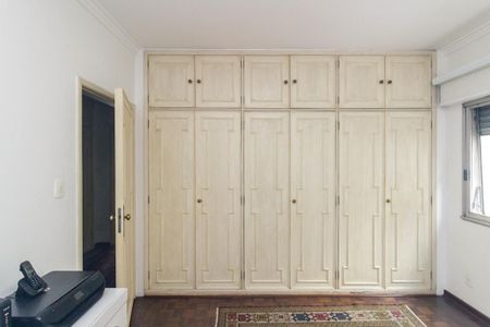 Apartamento à venda com 255m², 3 quartos e 1 vagaQuarto 2