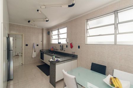 Apartamento à venda com 255m², 3 quartos e 1 vagaCozinha
