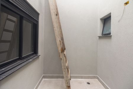 Casa à venda com 205m², 3 quartos e 4 vagas Casa à venda com 205m², 3 quartos e 4 vagasJardim de Inverno