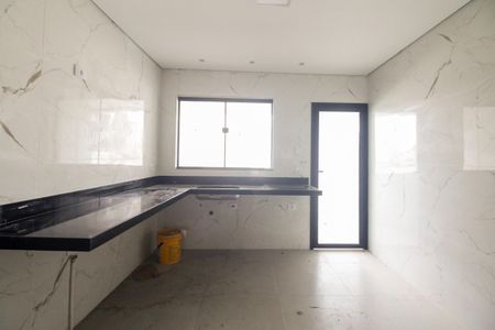 Casa à venda com 205m², 3 quartos e 4 vagas Casa à venda com 205m², 3 quartos e 4 vagasCozinha