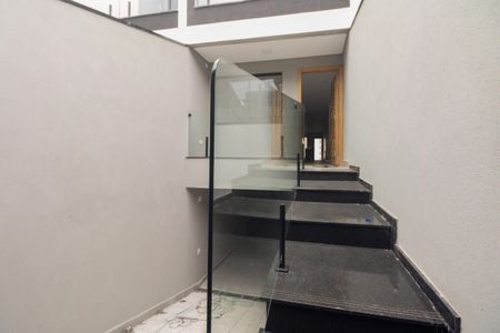 Casa à venda com 205m², 3 quartos e 4 vagas Casa à venda com 205m², 3 quartos e 4 vagasÁrea comum