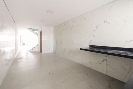 Casa à venda com 205m², 3 quartos e 4 vagas Casa à venda com 205m², 3 quartos e 4 vagasCozinha