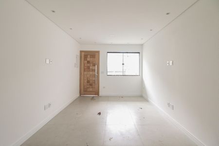 Casa à venda com 205m², 3 quartos e 4 vagas Casa à venda com 205m², 3 quartos e 4 vagasSala