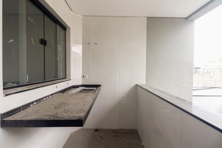 Casa à venda com 205m², 3 quartos e 4 vagas Casa à venda com 205m², 3 quartos e 4 vagasÁrea de Serviço