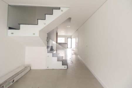 Casa à venda com 205m², 3 quartos e 4 vagas Casa à venda com 205m², 3 quartos e 4 vagasSala