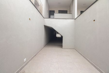 Casa à venda com 205m², 3 quartos e 4 vagas Casa à venda com 205m², 3 quartos e 4 vagasQuintal