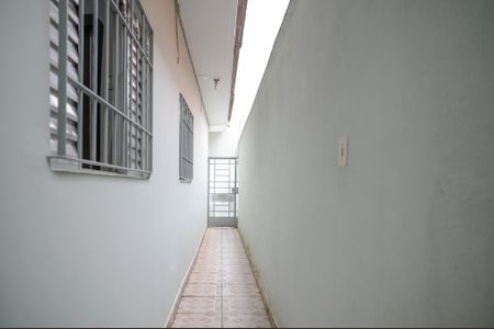 Casa à venda com 200m², 3 quartos e 1 vagaEntrada Corredor Externo