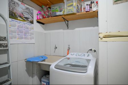 Casa à venda com 200m², 3 quartos e 1 vagaÁrea de Serviço