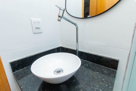 Apartamento à venda com 55m², 2 quartos e sem vagaBanheiro