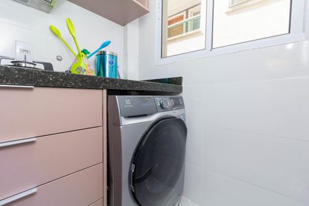 Apartamento à venda com 55m², 2 quartos e sem vagaCozinha e Área de Serviço