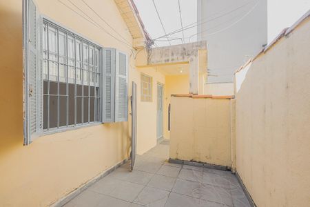 Casa para alugar com 20m², 1 quarto e sem vagaÁrea de Serviço