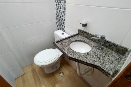 Casa de condomínio para alugar com 63m², 2 quartos e 1 vagaLavabo