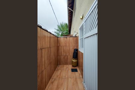 Casa de condomínio para alugar com 63m², 2 quartos e 1 vagaQuintal