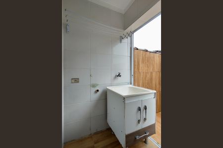 Casa de condomínio para alugar com 63m², 2 quartos e 1 vagaÁrea de Serviço