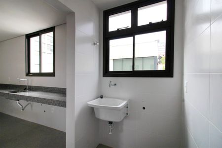 Apartamento à venda com 144m², 2 quartos e 2 vagasÁrea de Serviço