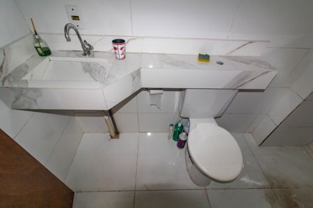 Apartamento à venda com 40m², 2 quartos e sem vagaBanheiro